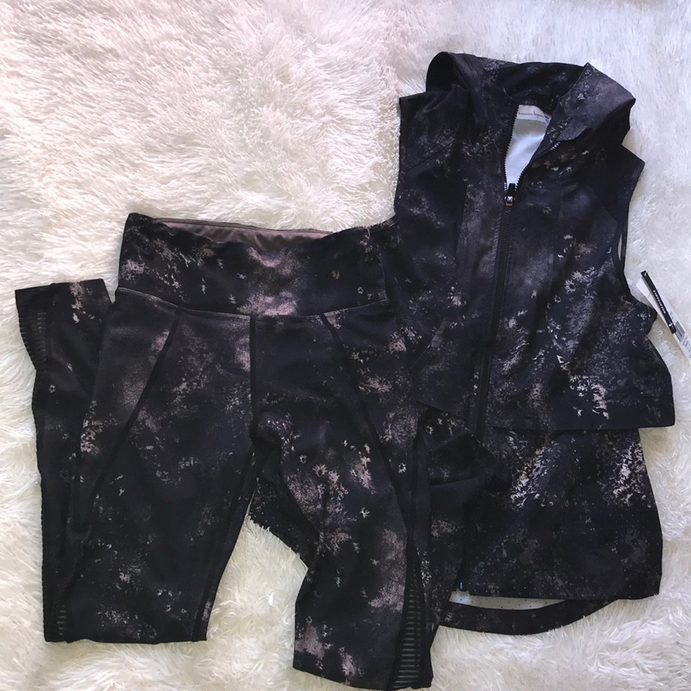 Set:Nanette Lepore Sleeveless Layer Vest - Picture 5 of 16
